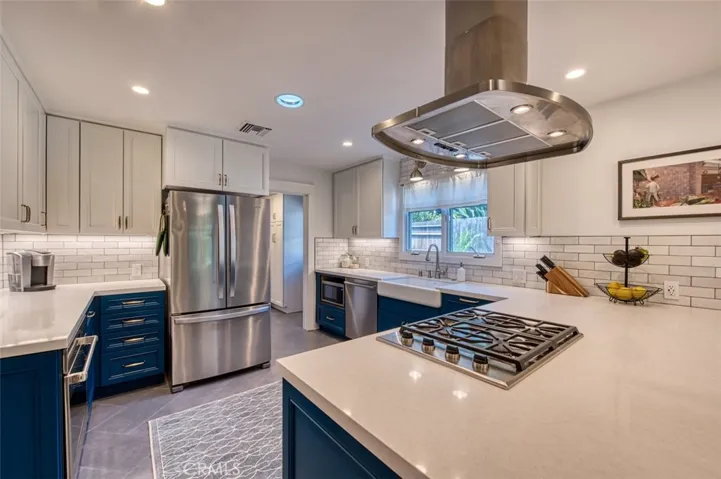 23843 Califa Street, Woodland Hills, California 91367