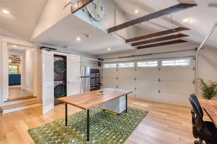 23843 Califa Street, Woodland Hills, California 91367