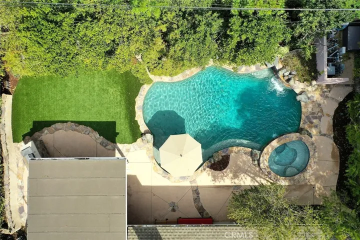 23843 Califa Street, Woodland Hills, California 91367