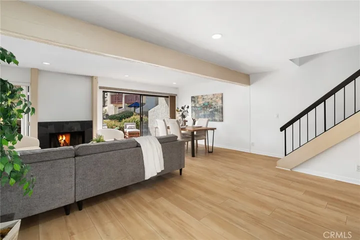5720 Owensmouth Avenue 143, Woodland Hills, California 91367