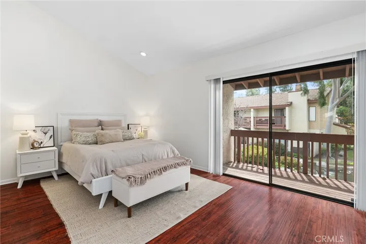 5720 Owensmouth Avenue 143, Woodland Hills, California 91367