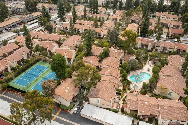 5720 Owensmouth Avenue 143, Woodland Hills, California 91367