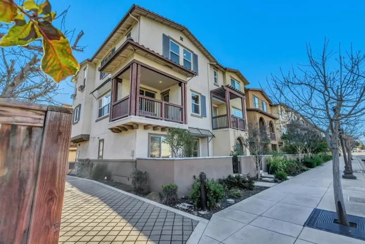 332 N Fair Oaks Avenue, Sunnyvale, California 94085