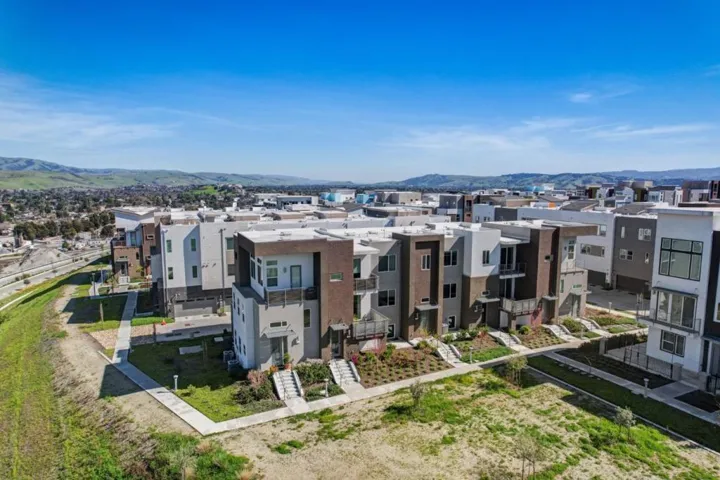 169 Manly Terrace 4, San Jose, California 95136