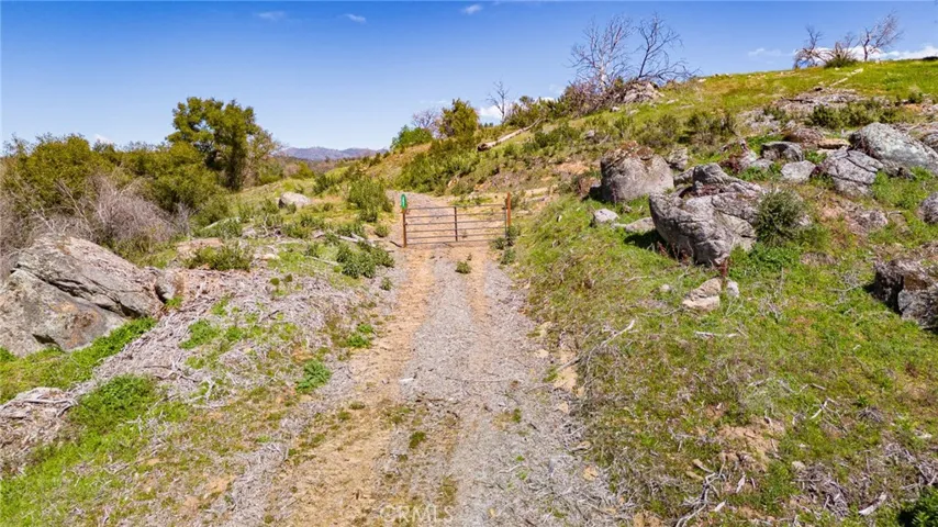 3346 Hidden Valley Road, Mariposa, California 95338