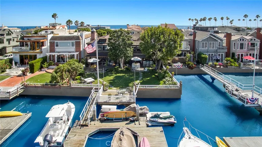 1018 E Balboa Boulevard, Newport Beach, California 92661