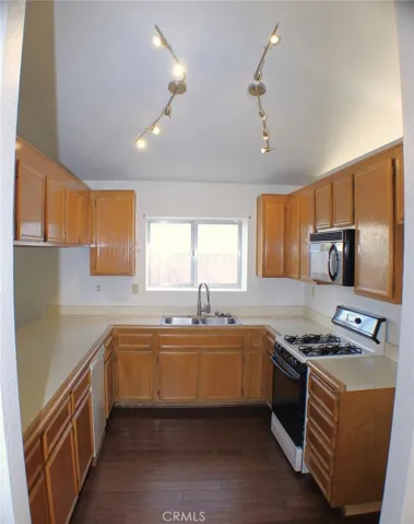 13650 Vellanto Way, Moreno Valley, California 92553
