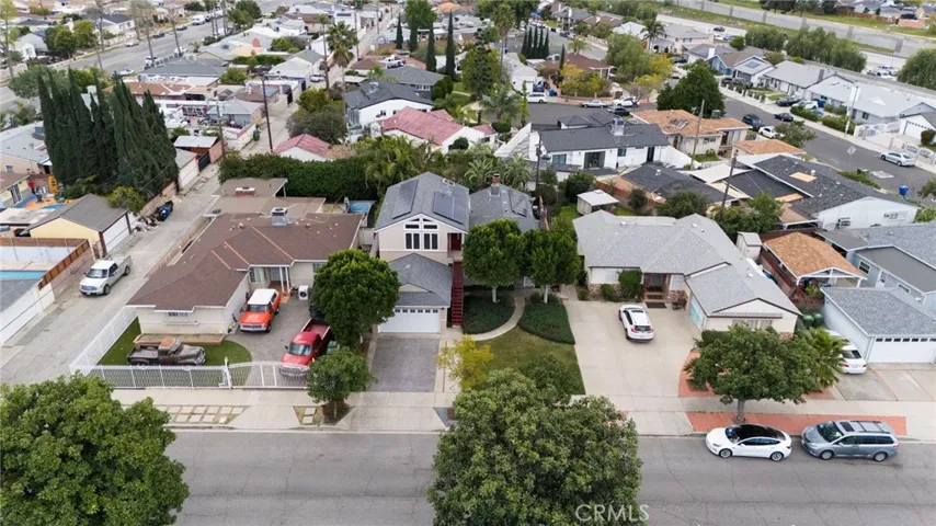 12520 Stagg Street, North Hollywood, California 91605