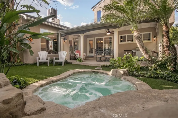 12520 Stagg Street, North Hollywood, California 91605