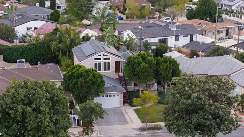 12520 Stagg Street, North Hollywood, California 91605