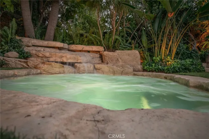 12520 Stagg Street, North Hollywood, California 91605