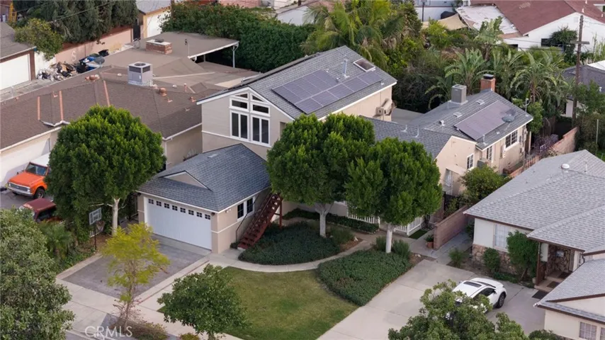 12520 Stagg Street, North Hollywood, California 91605