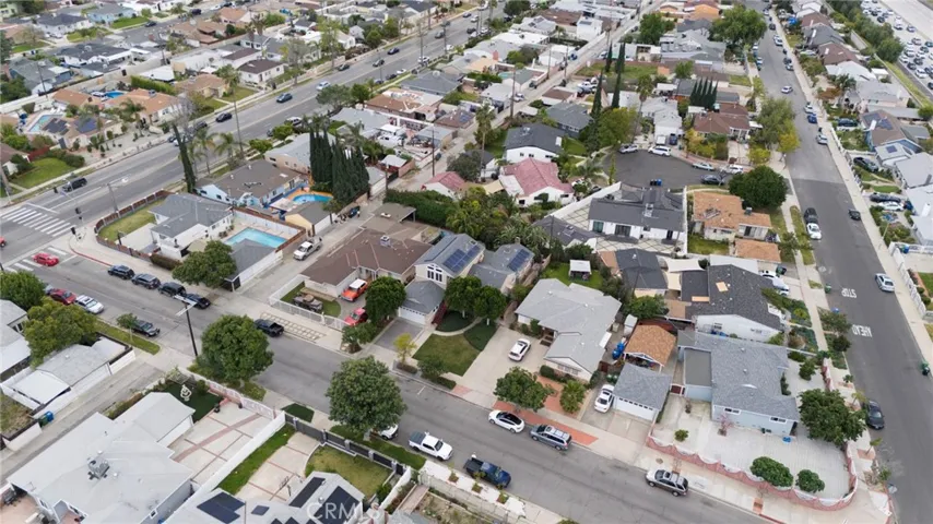 12520 Stagg Street, North Hollywood, California 91605
