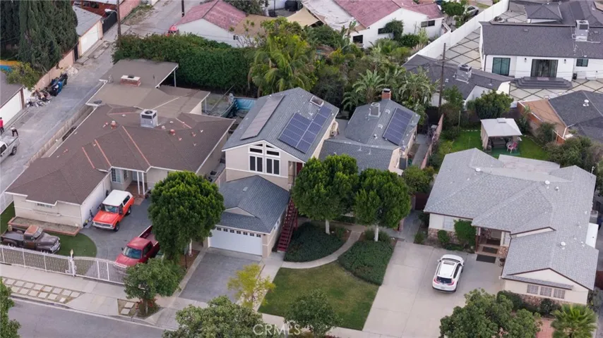 12520 Stagg Street, North Hollywood, California 91605
