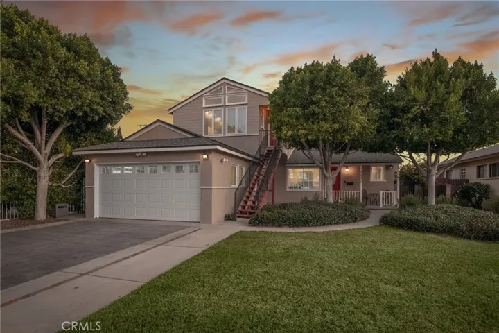 12520 Stagg Street, North Hollywood, California 91605