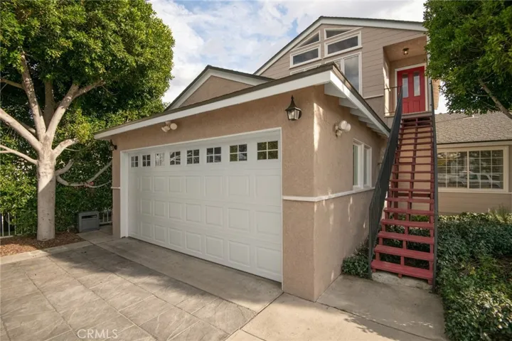 12520 Stagg Street, North Hollywood, California 91605