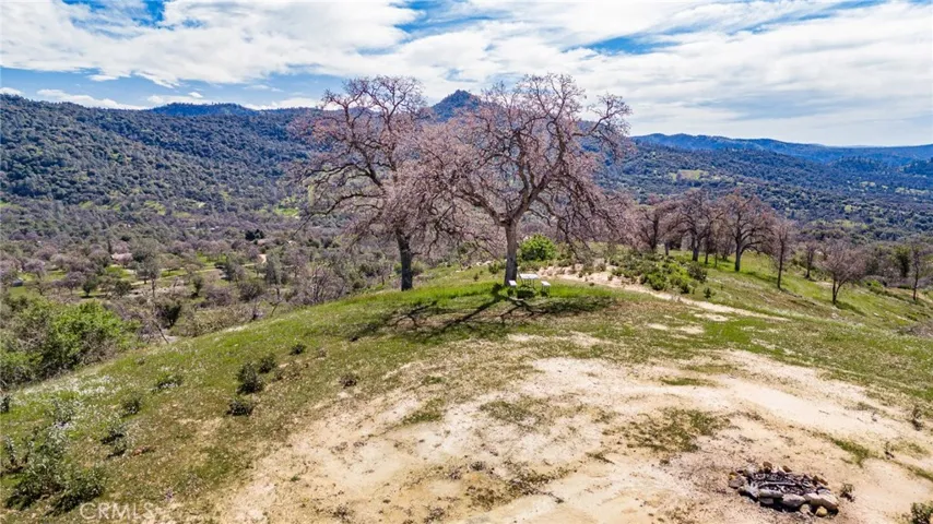 3831 Broncho Hollow Lane, Mariposa, California 95338