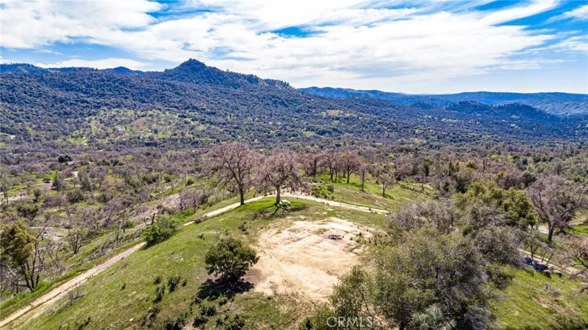 3831 Broncho Hollow Lane, Mariposa, California 95338