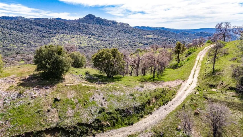 3831 Broncho Hollow Lane, Mariposa, California 95338