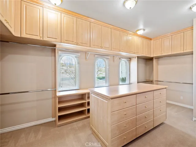 19149 Elkhorn Road, Apple Valley, California 92308