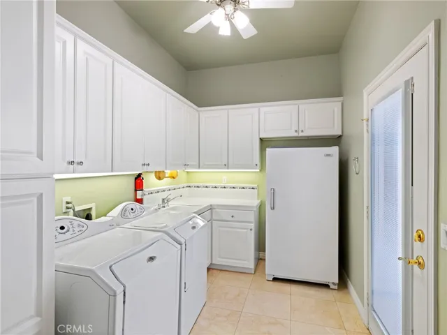 19149 Elkhorn Road, Apple Valley, California 92308