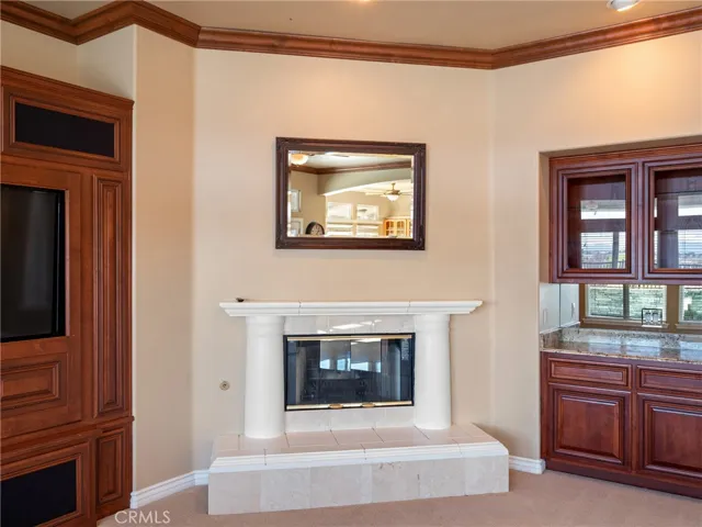 19149 Elkhorn Road, Apple Valley, California 92308