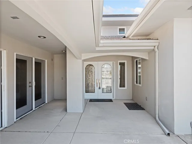 19149 Elkhorn Road, Apple Valley, California 92308