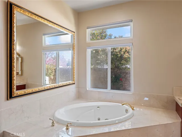 19149 Elkhorn Road, Apple Valley, California 92308