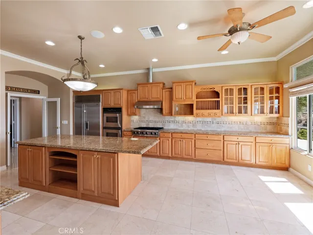 19149 Elkhorn Road, Apple Valley, California 92308