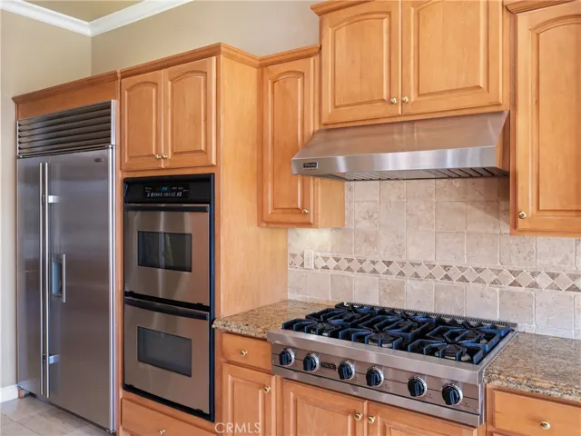 19149 Elkhorn Road, Apple Valley, California 92308