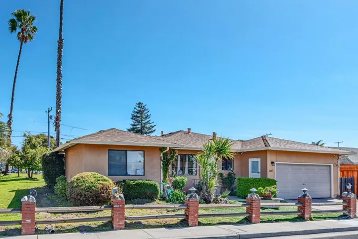 147 Mentel Avenue, Santa Cruz, California 95062