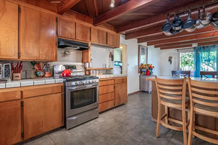 147 Mentel Avenue, Santa Cruz, California 95062