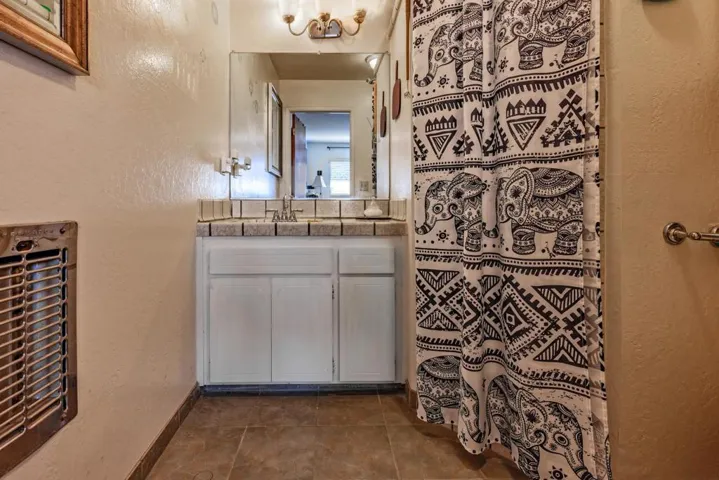 147 Mentel Avenue, Santa Cruz, California 95062