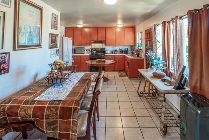 147 Mentel Avenue, Santa Cruz, California 95062