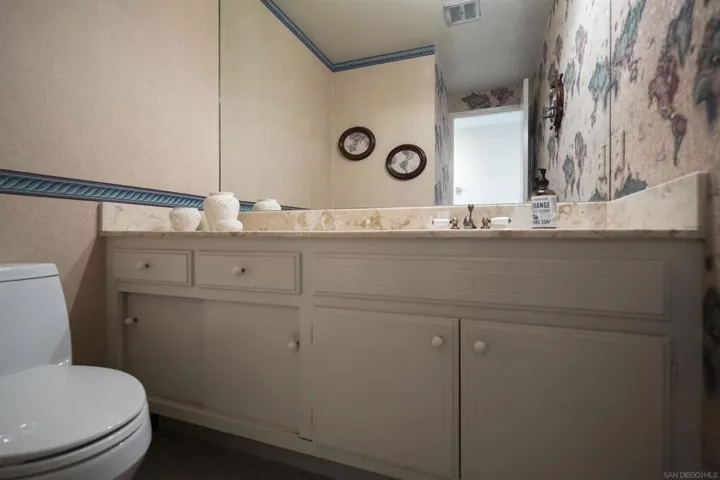 6136 Radcliffe Drive, San Diego, California 92122