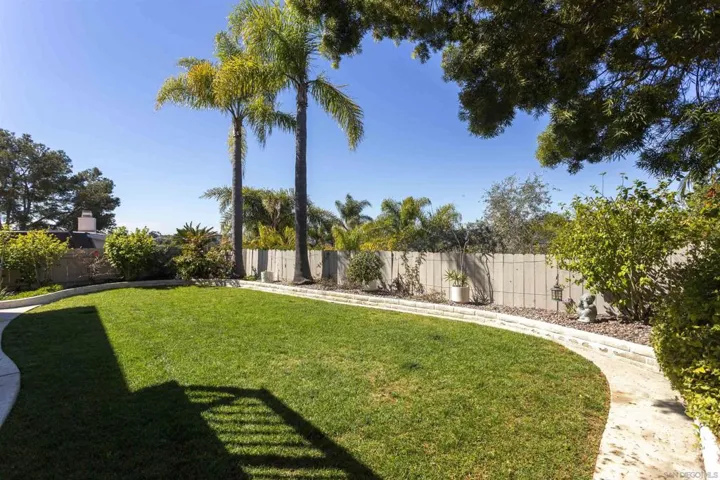6136 Radcliffe Drive, San Diego, California 92122