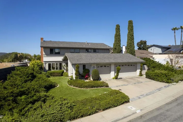 6136 Radcliffe Drive, San Diego, California 92122