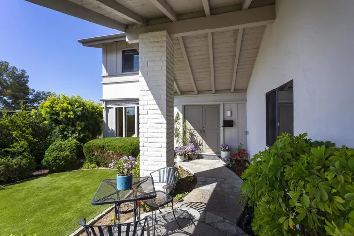 6136 Radcliffe Drive, San Diego, California 92122