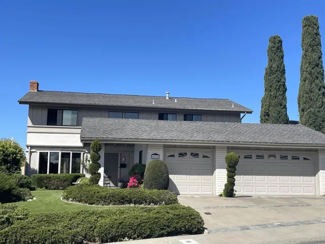 6136 Radcliffe Drive, San Diego, California 92122