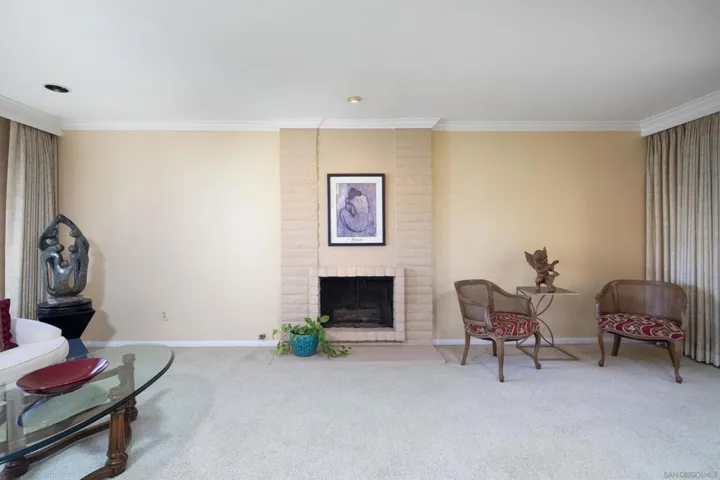 6136 Radcliffe Drive, San Diego, California 92122