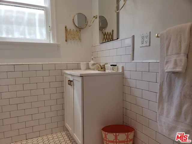 1726 El Cerrito Place 2, Los Angeles, California 90028