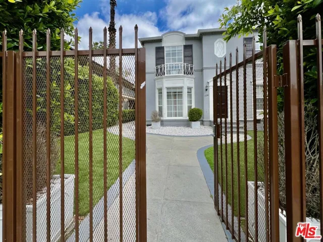 1726 El Cerrito Place 2, Los Angeles, California 90028