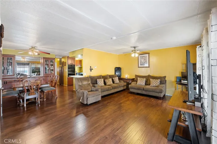 390 W 7th St 45, San Jacinto, California 92583