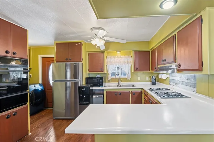 390 W 7th St 45, San Jacinto, California 92583
