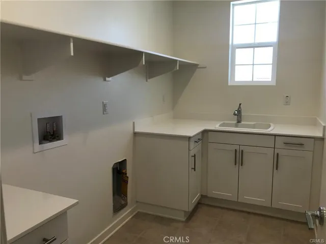 13835 Rio Bravo Avenue, Chino, California 91710