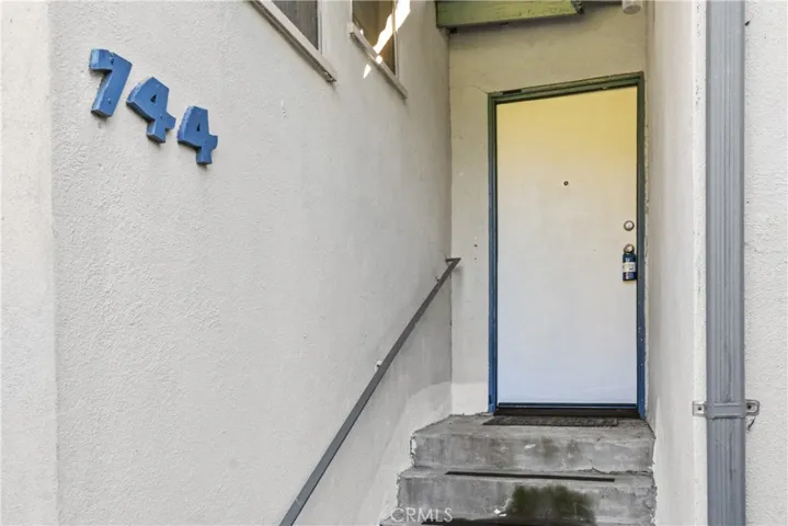 744 W 33rd Street, San Pedro, California 90731