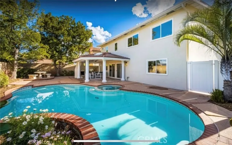 5809 E Camino Pinzon, Anaheim Hills, California 92807