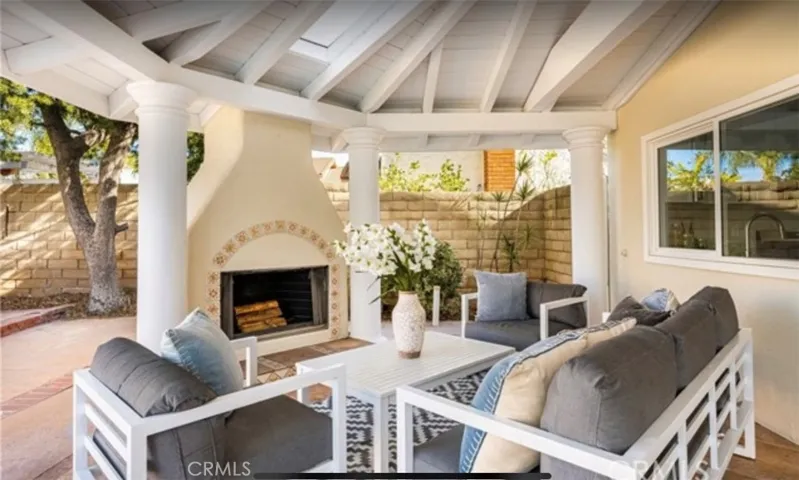 outdoor fireplace