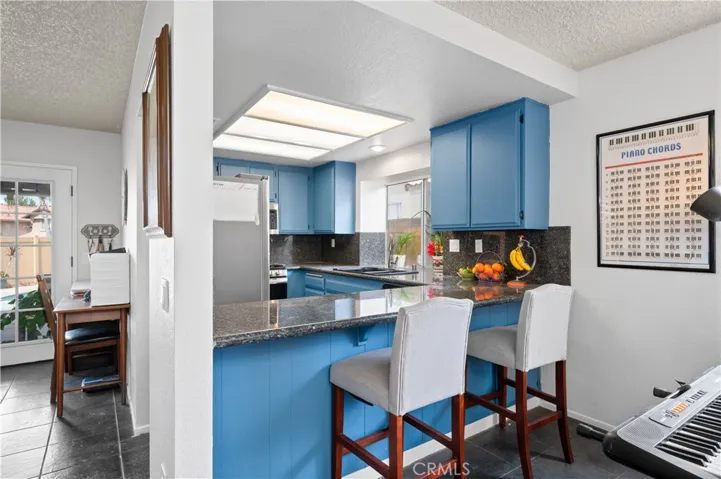 Kitchen Bar area
