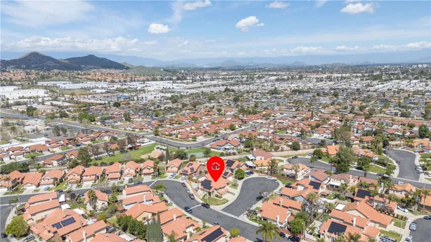 12843 June Bug Court, Riverside, California 92503